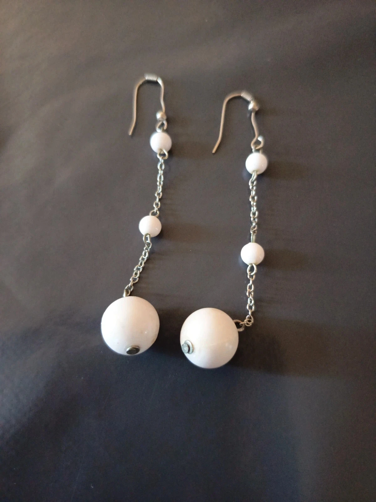 Boucles d'oreilles perles blanches